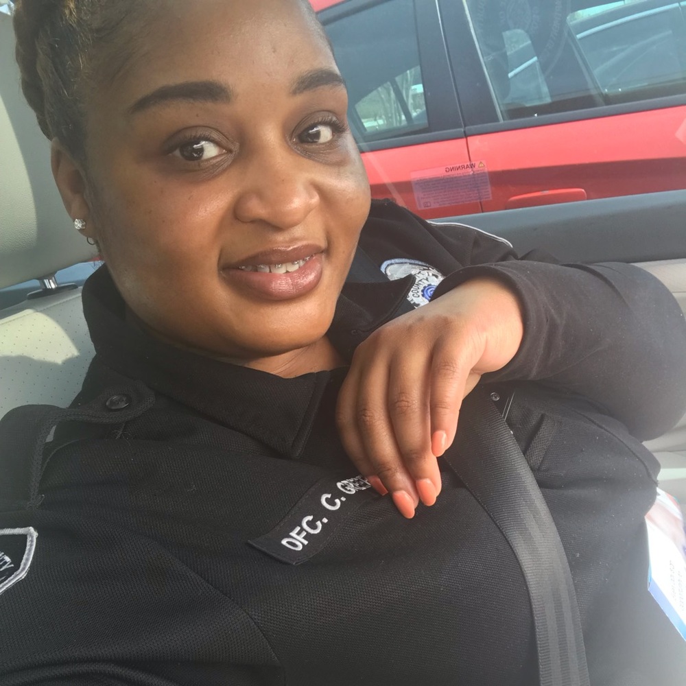Meet your Posher, Candi